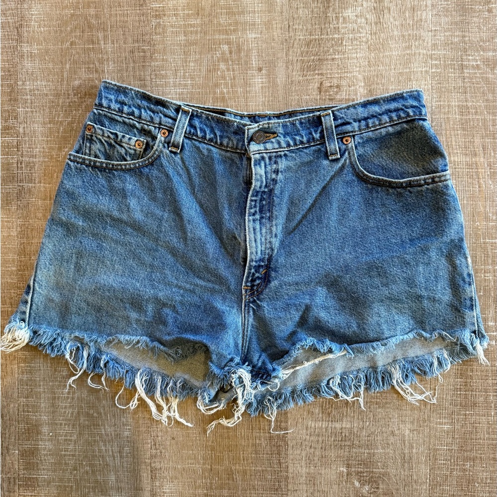 Levi's 550 Relaxed Fit Blue Frayed Jean Shorts